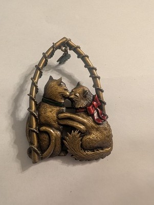 J&J Brooch: 2 Cats under the Mistletoe Pewter Toned with Green & Red Necklaces