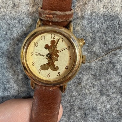 Disney Mickey Mouse Mens Watch Gold Dial Brown Leather Quartz MU0668 Analog