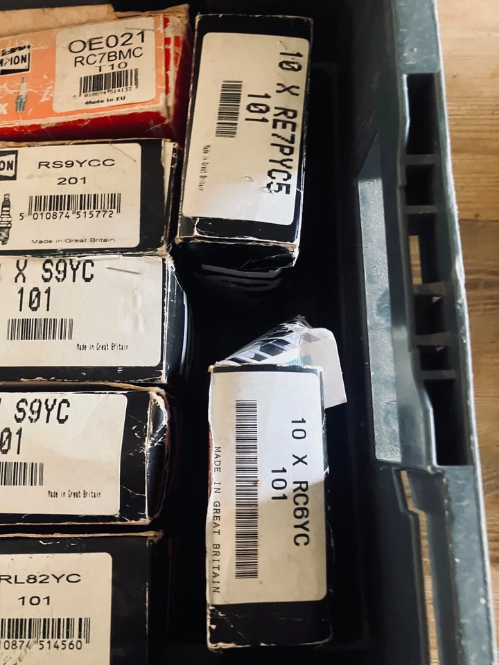 Joblot Of Champion Spark Plugs New Old Stock (+ 130 plugs) - Image 4 of 4