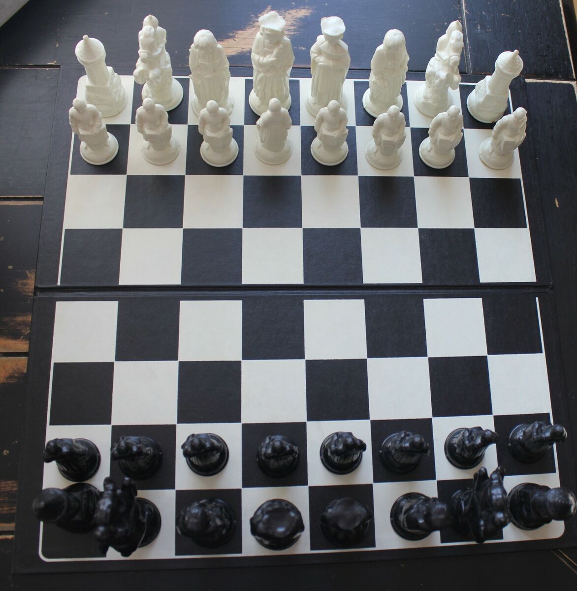 COMPLETE ANRI & LOWE CHESS SET 32 PIECES NO BOARD