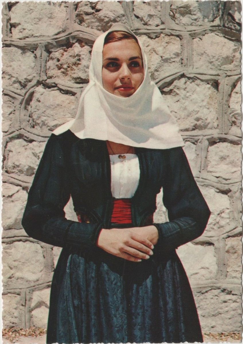 COSTUMI SARDI COTUME DI SEDILO (ORISTANO) 1970