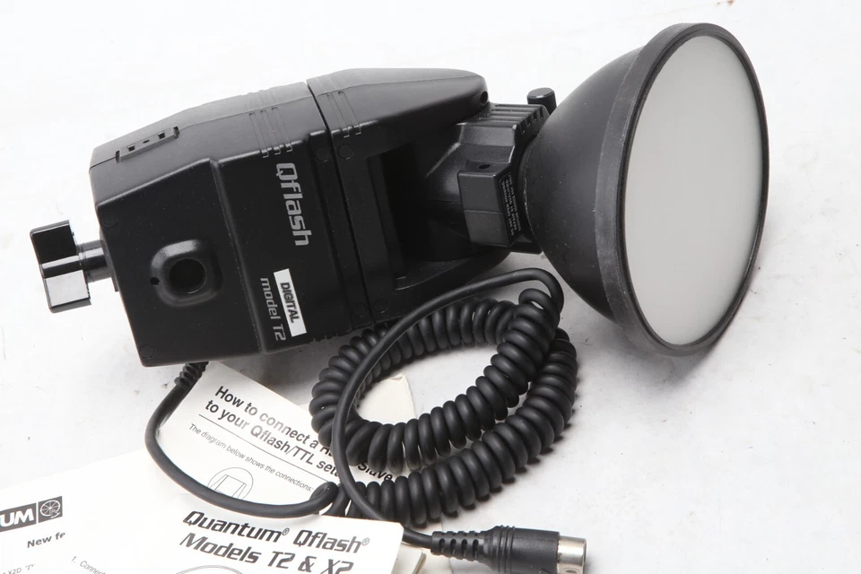 Quantum Qflash Model T2 Flash Set Strobe w Digital Upgrade L31 - Image 2 of 4