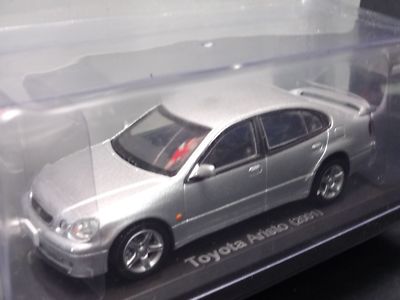 Miniature Toyota Aristo 2001 IXO échelle 1/43 - Boîte Présentoir - Occasion (Old Stock)