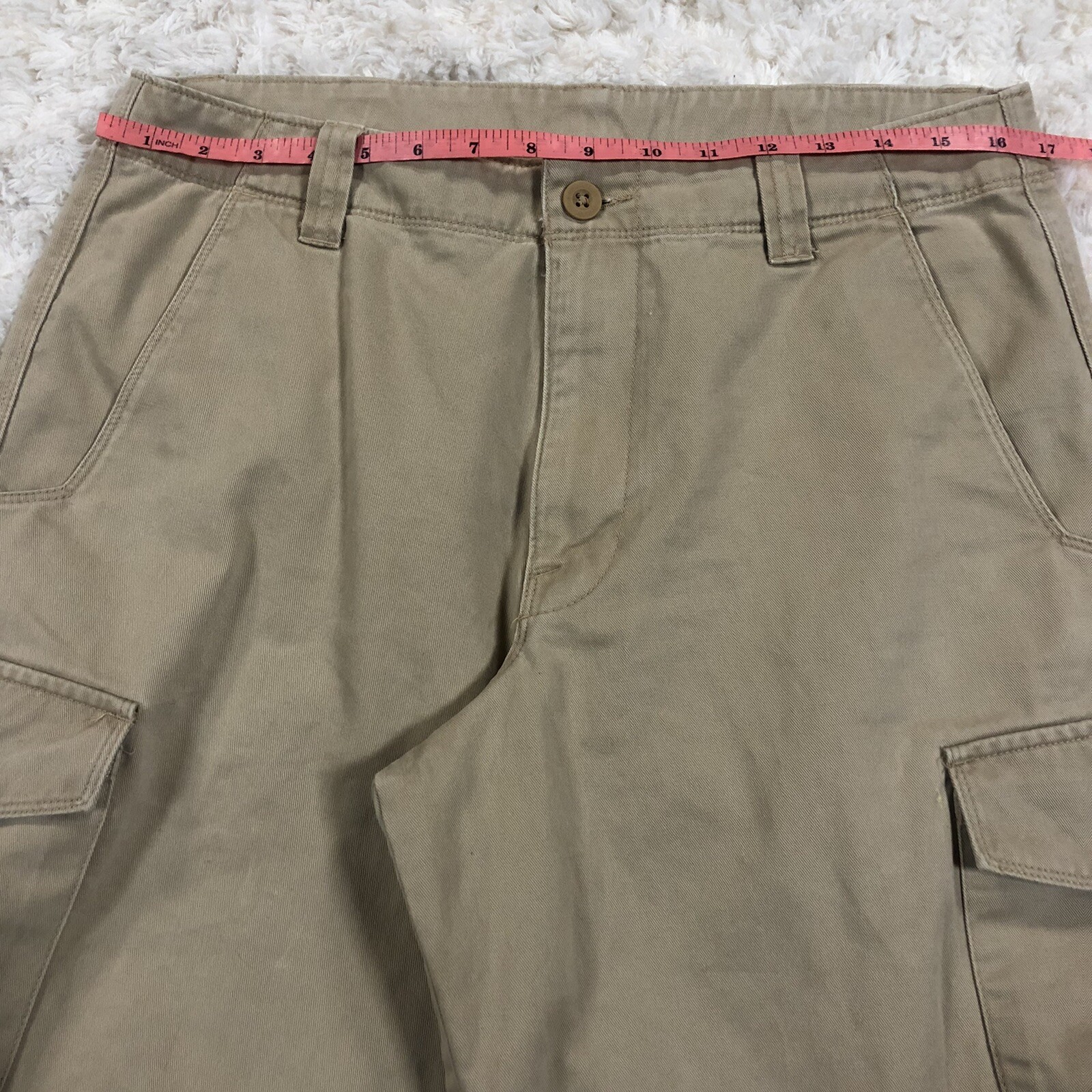 The North Face Cargo Shorts Khaki Beige Ripstop Pockets Hiking Outdoors Size 32 thumbnail 3