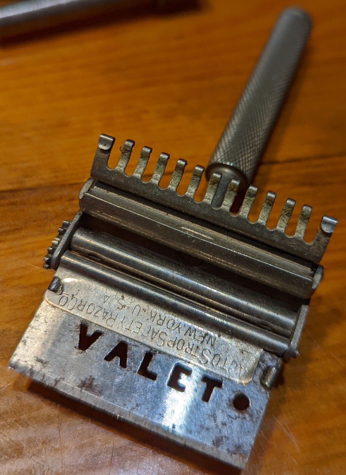 Vintage Vault Razor Vintage antique AutoStrop Valet Shaving Razor with metal case | eBay