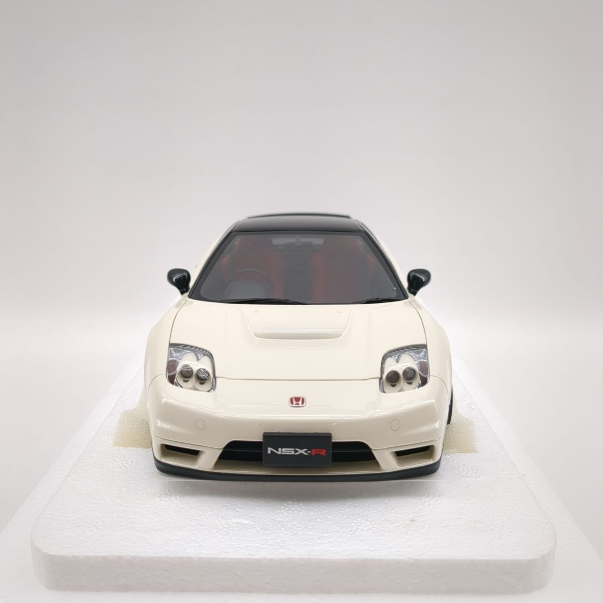 AUTOart Honda NSX-R NA2 Championship white 1/18 JDM