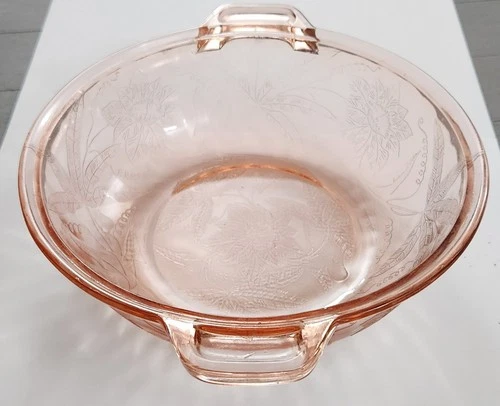 Jeanette Pink Depression Glass Poinsettia Handled Vegetable Bowl