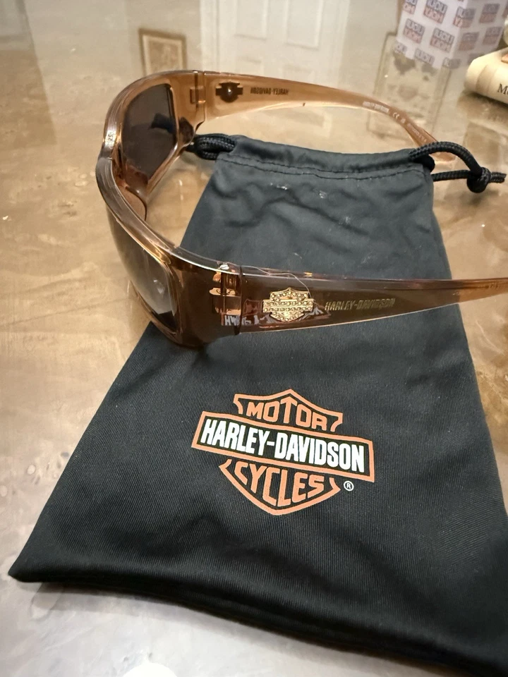 Harley Davidson Woman Sunglasses  - Image 4 of 4