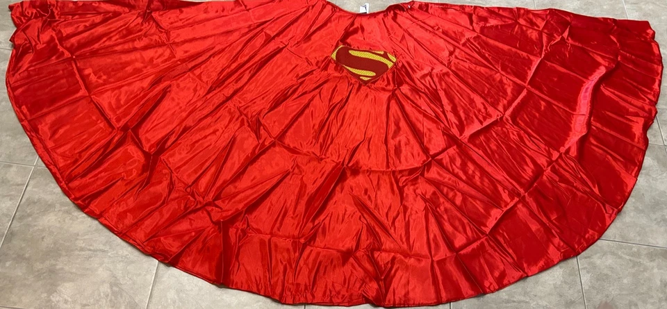 Disfraz de Superman Red Capa Talla Completa 9' x 54" Talla Única Hombre de Acero Foto 2 de 4