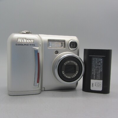 Nikon Digital Camera Coolpix 775 2.1MP Silver Tested