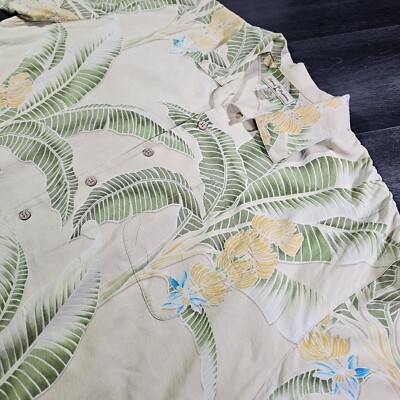 Tommy Bahama Silk Hawaiian Shirt Men 2XL Yellow Floral Palms Beach Camp Resort