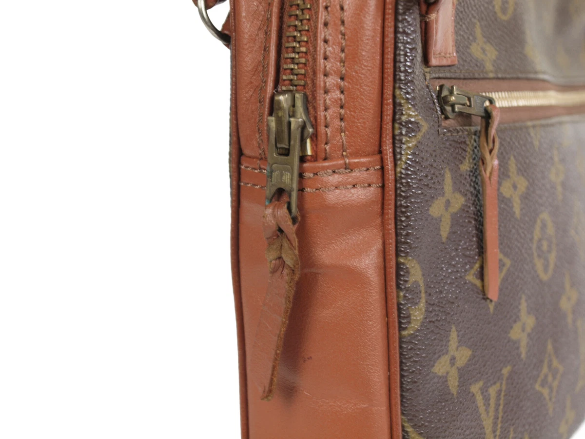 LOUIS VUITTON Pochette Sport Monogram Canvas Leather Clutch Bag LP5659