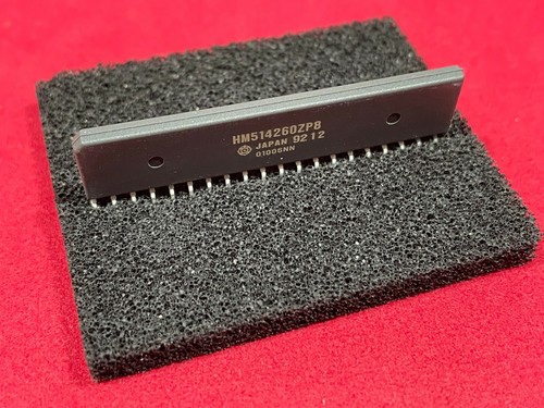 New Hitachi HM514260ZP8 RAM Memory 512KB (256K x 16Bit) DRAM 40 pin zip (zigzag) - Picture 3 of 3