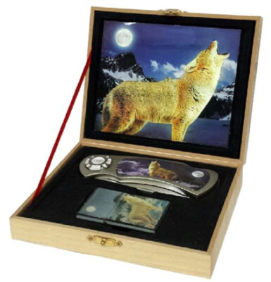 HOWLING WOLF WITH flip top oil LIGHTER BOXED KNIFE New in display case