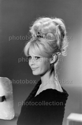 * Brigitte Bardot - Exclusive Rare 20x30cm PHOTO 1182*
