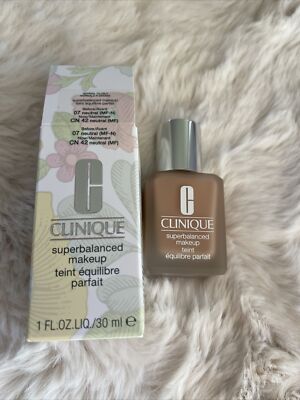 Clinique superbalanced makeup(CN42 neutral) 30ml boxed