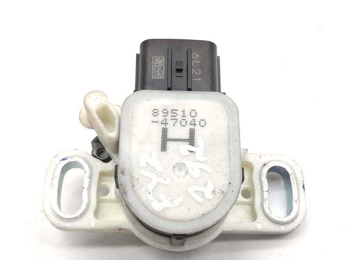 ラッセン Toyota Genuine Brake Booster Assy W/Master Cylinder | 47050