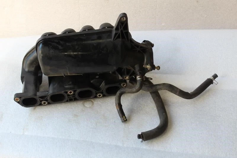 Toyota MR2 2000 colector de admisión Foto 3 de 4