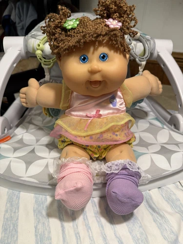 CABBAGE PATCH KID DOLL GIRL 25th Anniversary Messy face Tongue Sprinkles