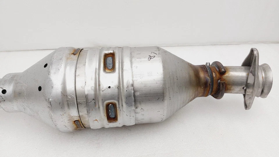 Conjunto convertidor catalítico Ford F650 F750 7,3 L 2021 LC44-5E212-AB Foto 3 de 4