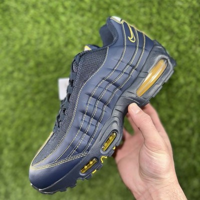 Mens Size 11- Nike Air Max 95 OG Big Bubble Michigan IB7936-400