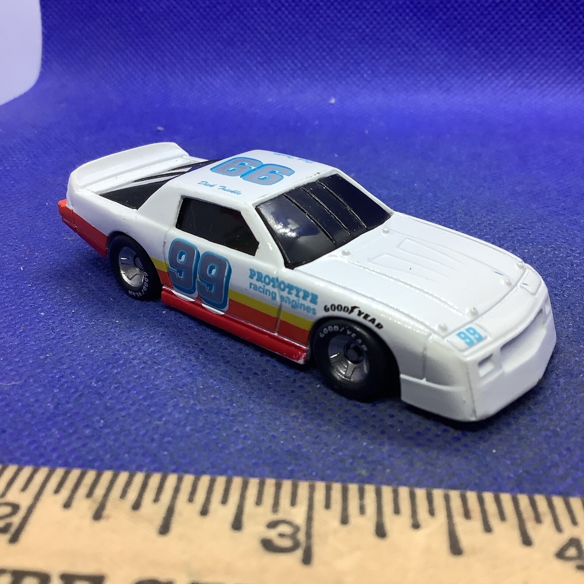 Racing Champions #99 Dick Frickle 1984 Chevy Camaro NASCAR