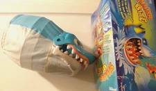 Pressman 2017 Shark Bite Game complete - Fish for Colorful Sea Creatures