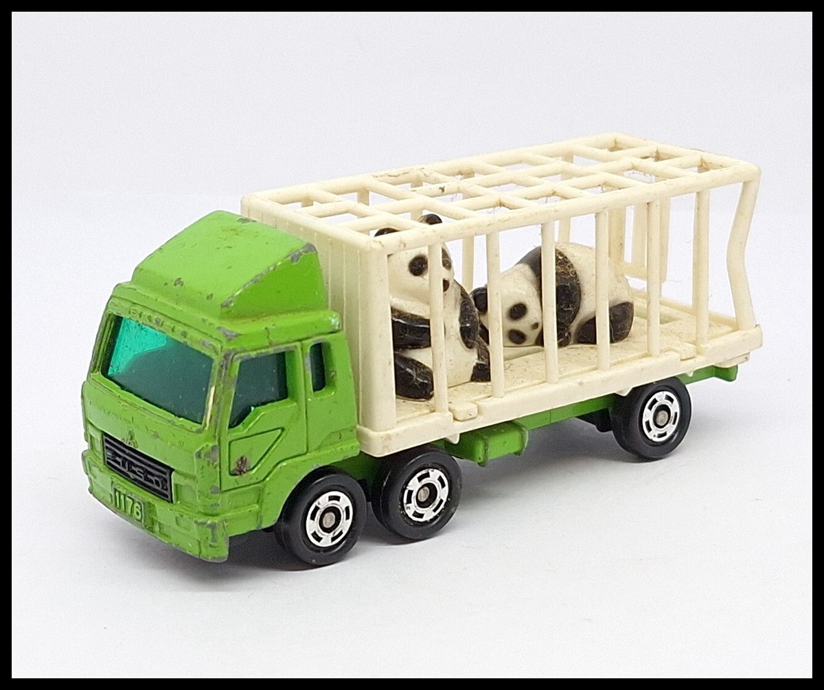 TOMICA 76 MITSUBISHI FUSO ANIMAL CARRIER Panda 1/102 TOMY MADE IN