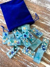 Starfish & Sea Shells Resin Dominoes Game with Velvet Bag 28 pieces Glitter Gift