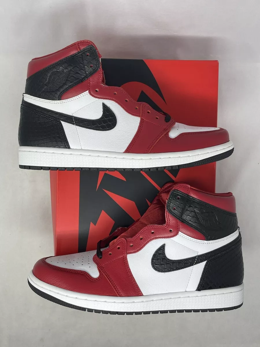 WMNS Air Jordan 1 Retro High OG Satin Red CD0461 601 University Red Size  9.5W/8M