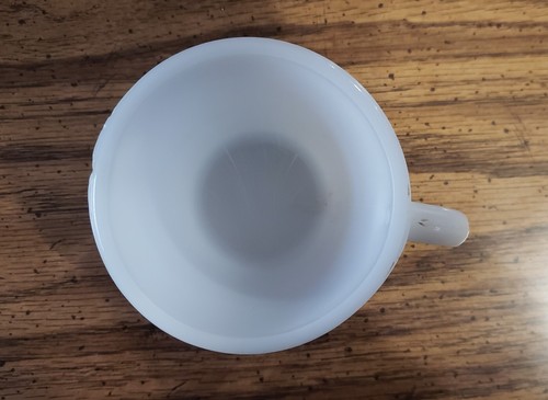 McKee Glass Glasbake Milk Glass D Handle Mug - Picture 3 of 7