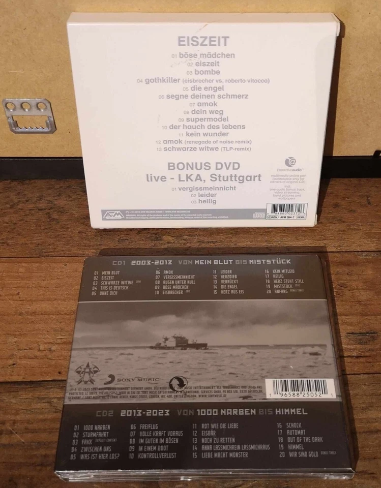 Eisbrecher Es Bleibt Kalt°! Best of 2CD +Eiszeit Special Limited Box Set Digipak - Bild 3 von 4