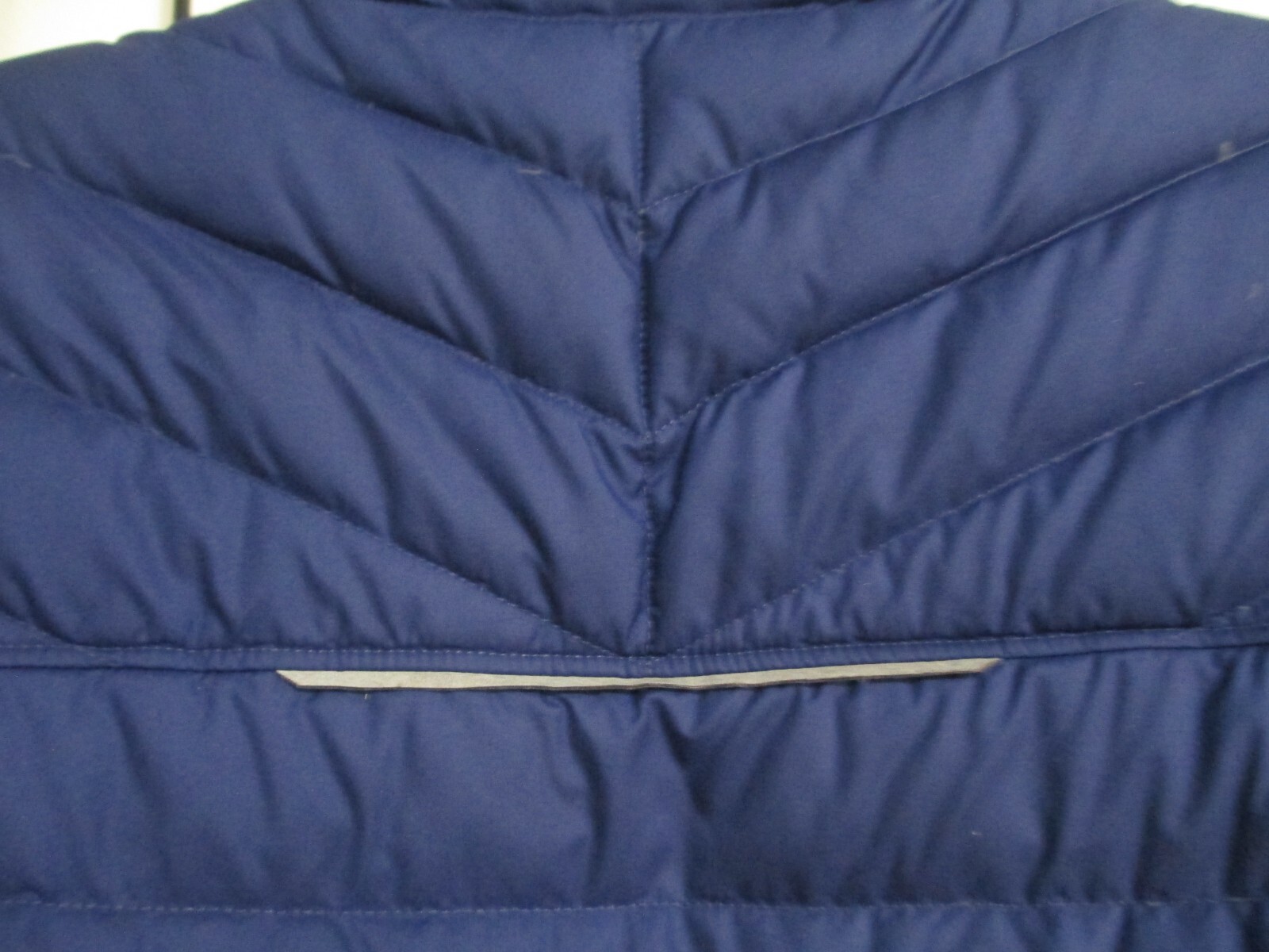 LUCY TECH 🌸 SIZE MEDIUM==BLUE / DOWN FILLED / WA… - image 6
