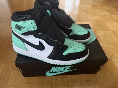 Air Jordan 1 Retro High OG, Weiß/Schwarz/Grün, Größe 45,5