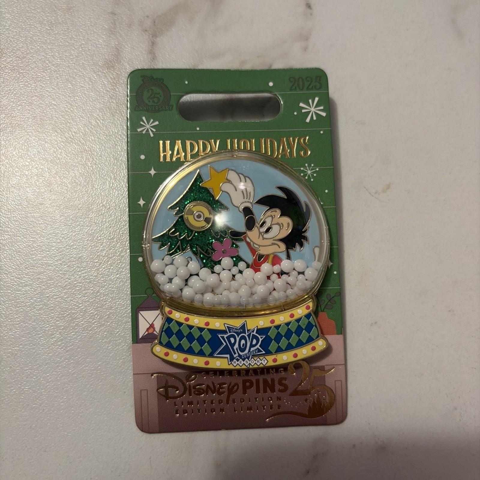 Disney 2025 Happy Holidays Pop Century Resort Max Goofy Snowglobe LE2500 Pin