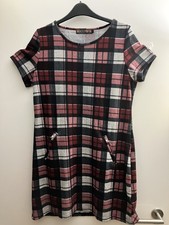 QED London Red Black Pink Grey Checked Plaid Print Tunic Zip Detail Size M 