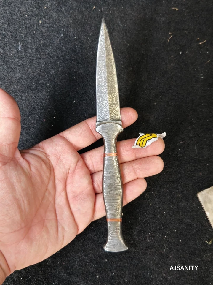 Daga de caza de acero Damasco hecha a mano personalizada cuchillo de bota de doble filo espiga completa Foto 4 de 4