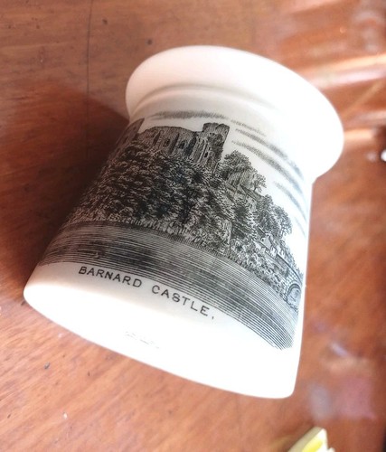 ANTIQUE W.H.GOSS, SOUVENIER MUG, BARNARD CASTLE, COUNTY DURHAM, PERFECT.