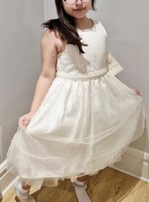 V-Back White First Comunion Flower Girls Lace Pearl Dresses