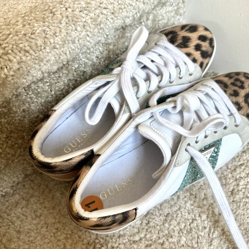 Guess Damen Loven Freizeit Schnürschuhe Sneaker weiß braun Pailletten Leopard US 11 M - Bild 5 von 6