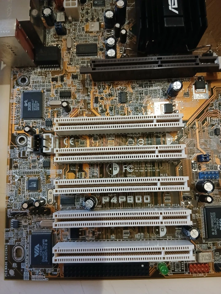 Carte mère ASUS P4P800 + Pentium 4 3GHz + Ventirad Zalman – Socket 478 Testé ok - Photo 3/4