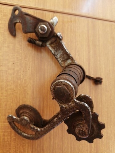 Vintage Cyclo Benelux rear derailleur working but chrome shabby - Picture 7 of 7