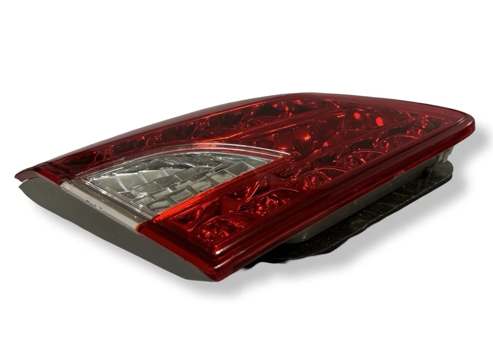 Внутренний задний фонарь в сборе для Nissan Sentra от оригинального производителя 2013–2015 годов - Изображение 4 из 4