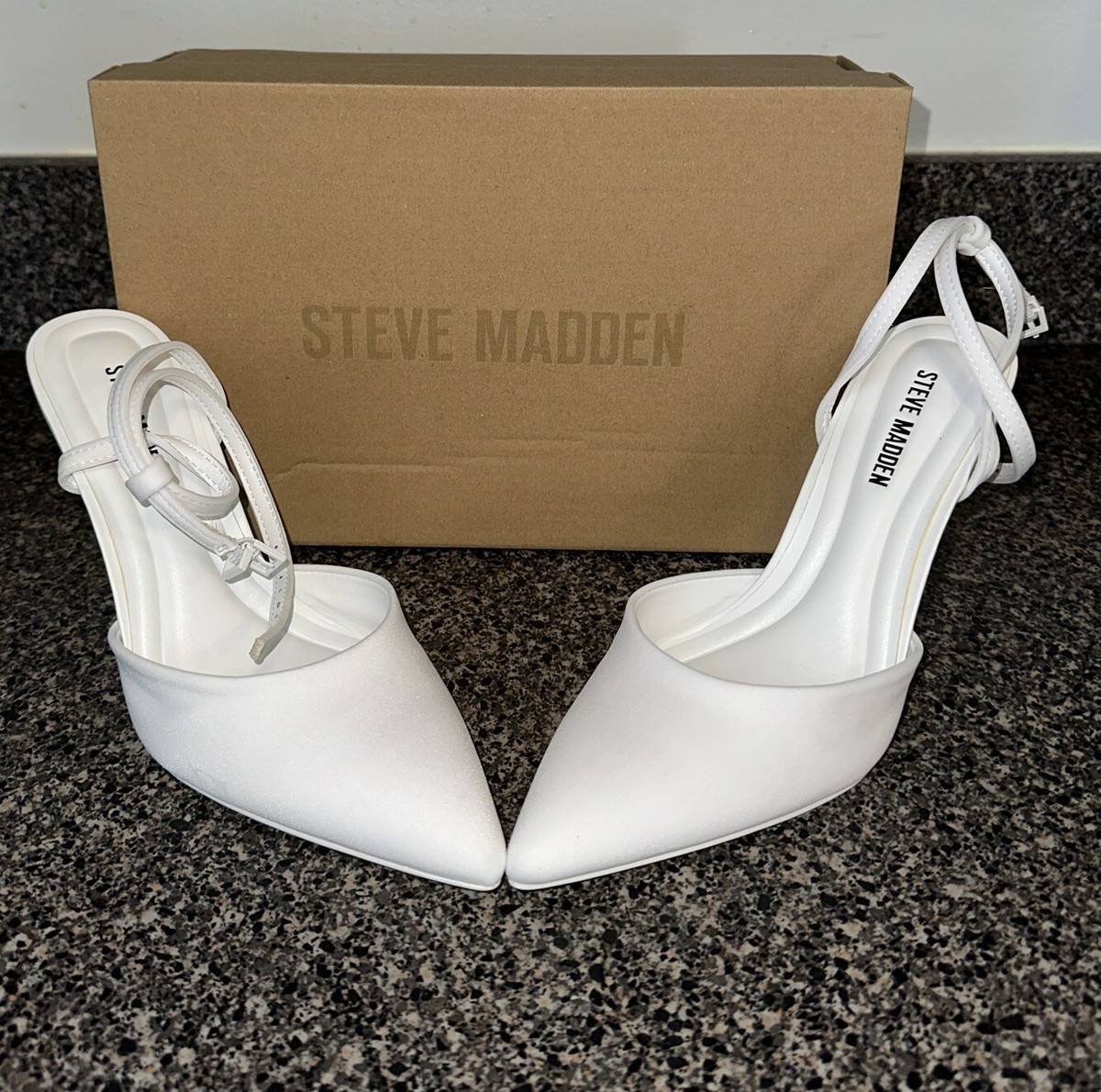 ★Steve Madden★Accession バックル付きパンプス ヒール9.7cm Steve Madden Shopper White 7.0 Heels | eBay