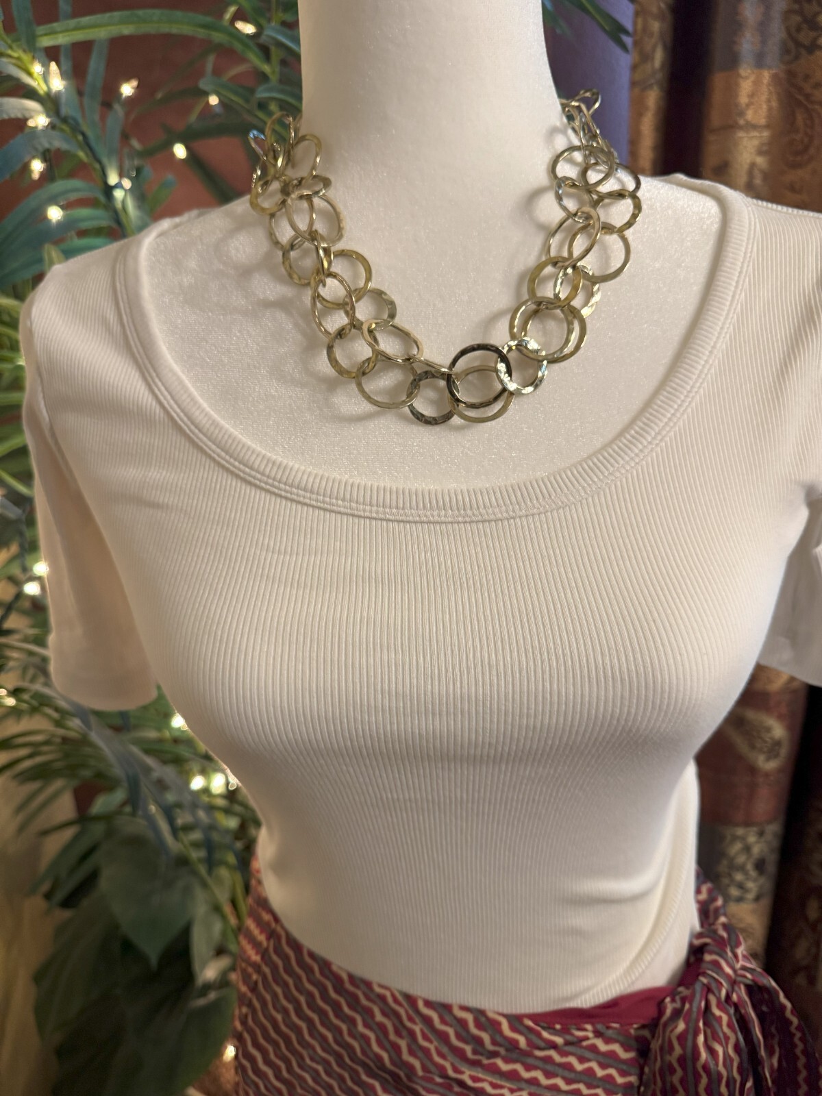 Two-Layer Interlinking Ring Necklace - image 2