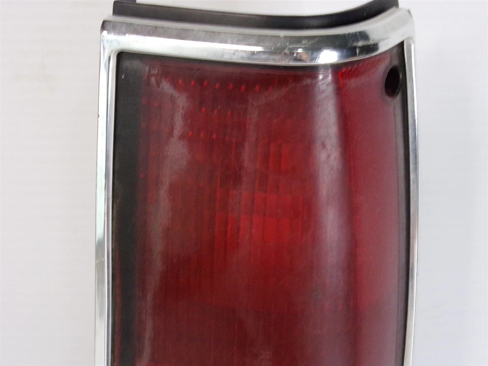 Luz trasera derecha Chevrolet S10 1985-1994 camioneta Blazer OEM 5973312 85 86 87 88 89 Foto 2 de 4
