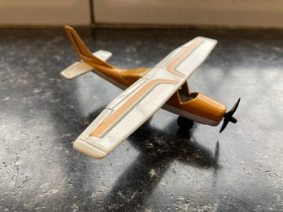 Matchbox SB14 Cessna 210G Complete Original Very Nice Model - Image 1 of 4