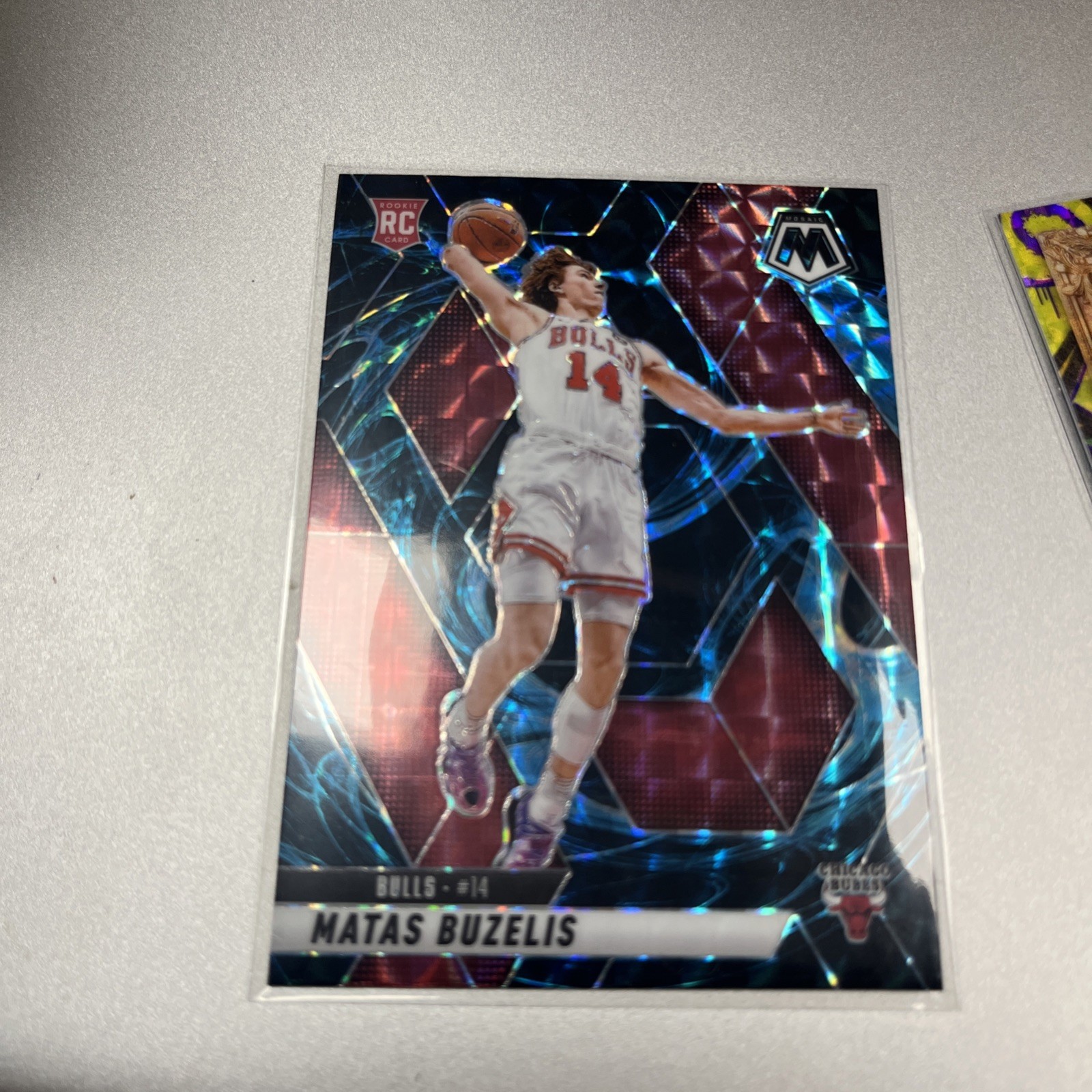 2024-25 Panini Mosaic - Rookies Matas Buzelis #223 Genesis Mosaic Prizm (RC)