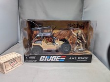 Brand New GI Joe 25th Anniversary Desert Tan AWE Striker w Leatherneck Figure