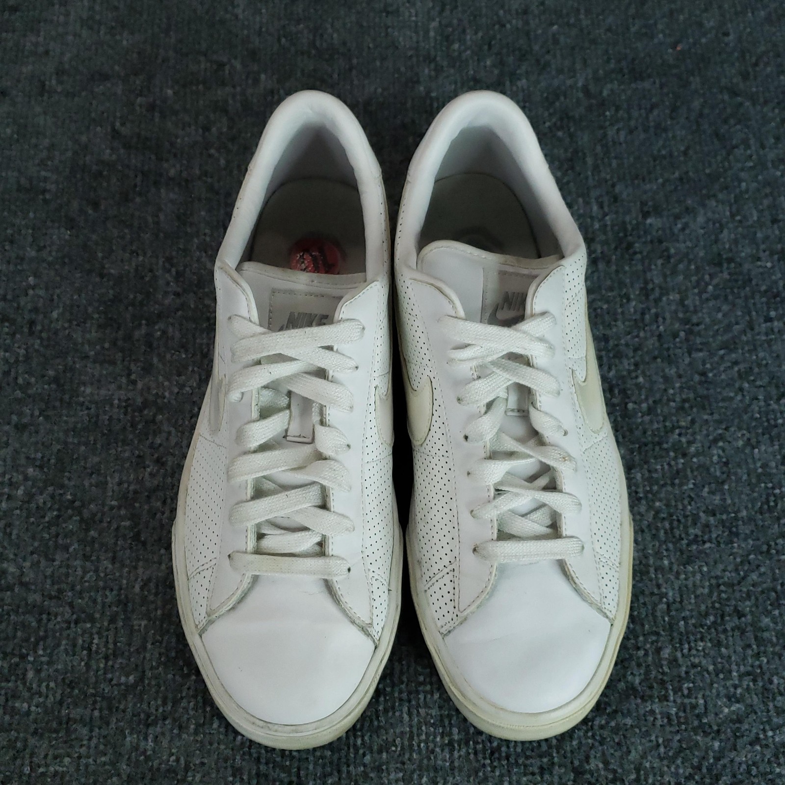 Nike Sweet Classic Shoes Womens Size 10 White Casual Sneakers 354496-111 thumbnail 5